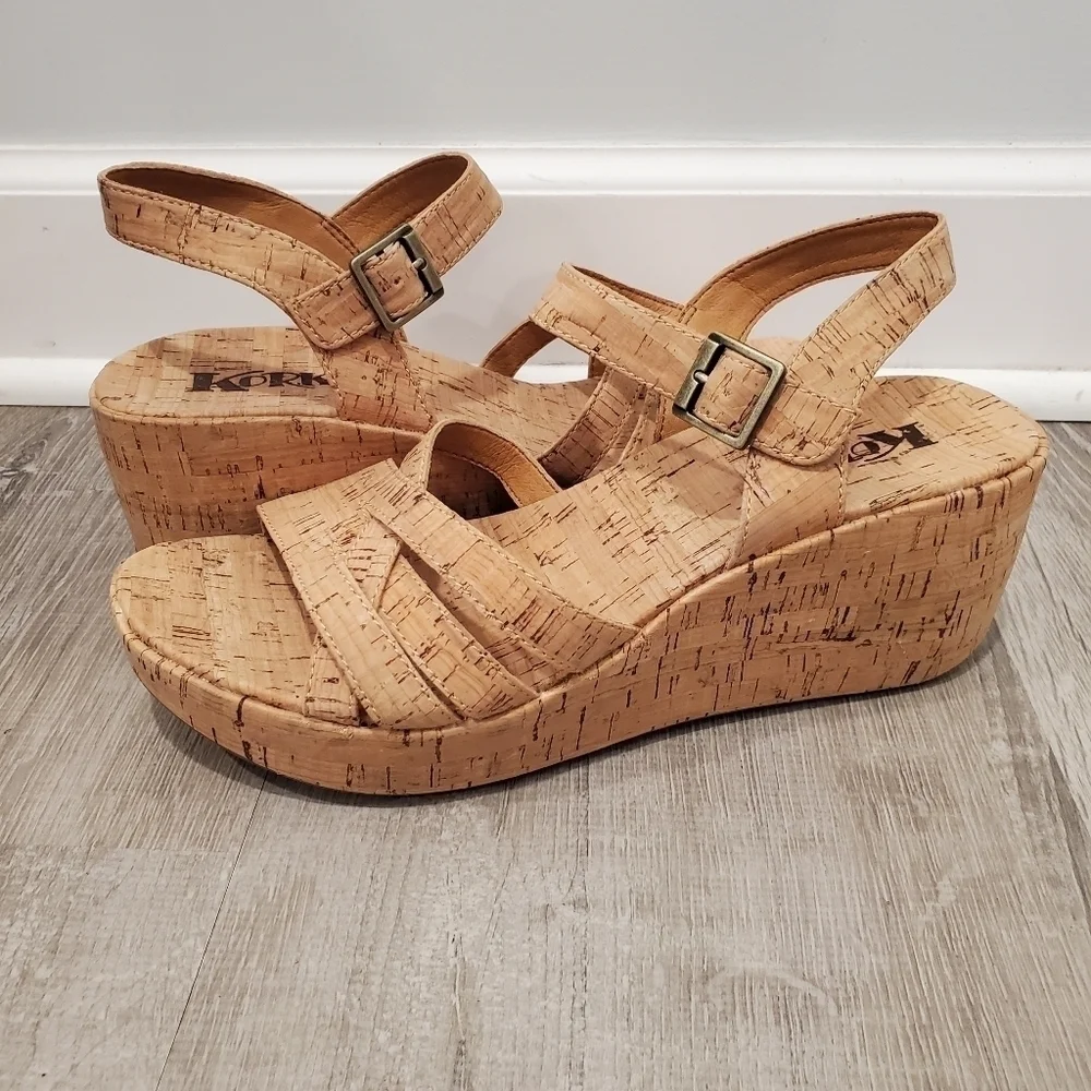 NEW Korks Jenneve Platform Wedge Sandal Brown Cork